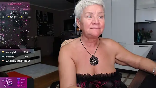 Snapshot of roxana_brooks chatting on 07-19-26, 07:06 roxana brooks online show from 07-19-26, 07:06