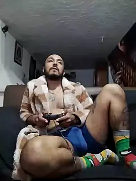 KenllyH online show from 01-06-25, 02:26