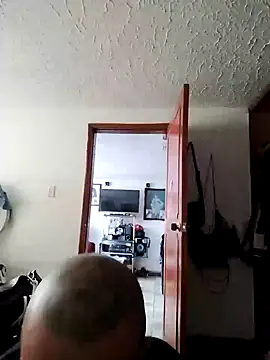 KenllyH online show from 03-17-25, 10:28