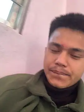 Hullax online show from 02-16-26, 02:51