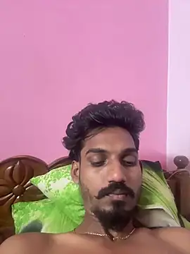 Snapshot of yo19boy chatting on 12-22-25, 07:33 yo19boy online show from 12-22-25, 07:33