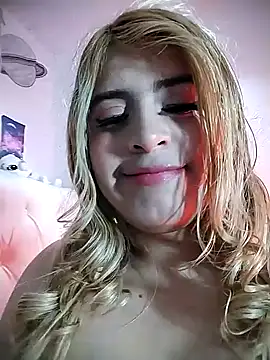 Snapshot of bella_star21 chatting on 01-12-25, 02:03 bella star21 online show from 01-12-25, 02:03