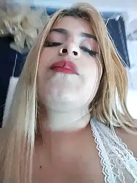 Snapshot of bella_star21 chatting on 03-01-25, 12:17 bella star21 online show from 03-01-25, 12:17