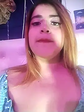 Snapshot of bella_star21 chatting on 09-23-25, 02:36 bella star21 online show from 09-23-25, 02:36