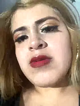 Snapshot of bella_star21 chatting on 11-29-25, 01:41 bella star21 online show from 11-29-25, 01:41