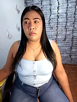 Snapshot of patty_bersh chatting on 02-06-25, 05:03 patty bersh online show from 02-06-25, 05:03