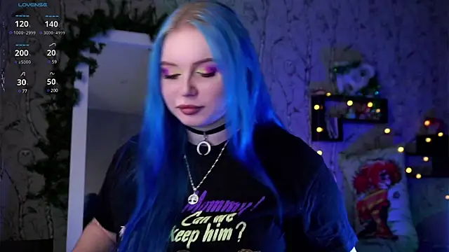 Moon Valkyrie online show from 01-08-25, 10:04