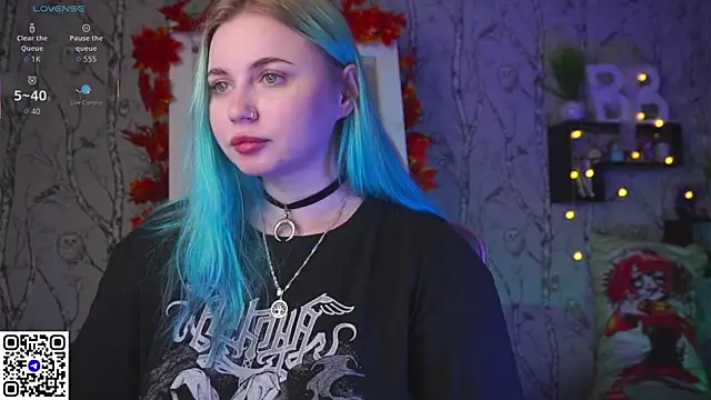 Moon Valkyrie online show from 09-09-25, 12:26