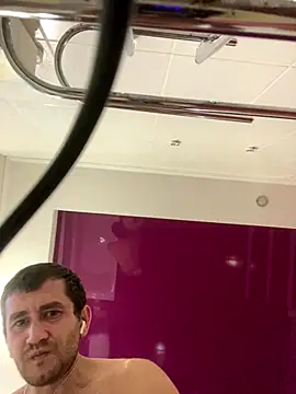 Snapshot of SexSanich chatting on 12-14-25, 09:14 SexSanich online show from 12-14-25, 09:14