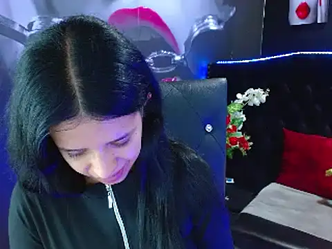 Snapshot of VALERY_MEER chatting on 12-05-24, 11:38 VALERY MEER online show from 12-05-24, 11:38