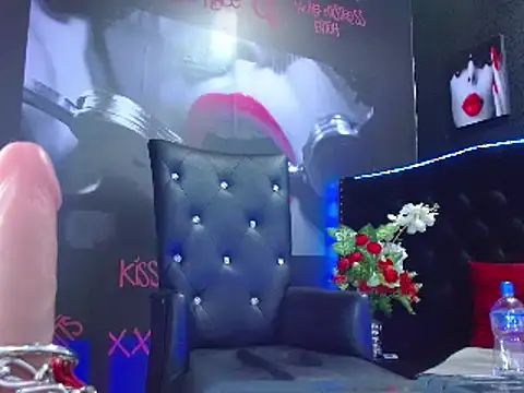 Snapshot of VALERY_MEER chatting on 12-05-24, 05:50 VALERY MEER online show from 12-05-24, 05:50