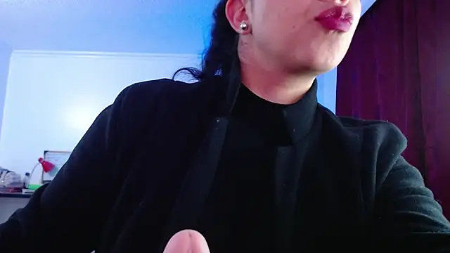 Snapshot of VALERY_MEER chatting on 09-09-25, 12:43 VALERY MEER online show from 09-09-25, 12:43