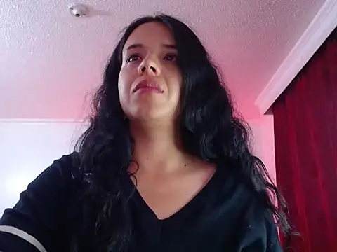 Snapshot of VALERY_MEER chatting on 10-15-25, 11:49 VALERY MEER online show from 10-15-25, 11:49