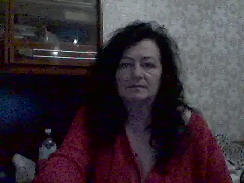 Snapshot of GypsiQueen2 chatting on 02-28-25, 03:59 GypsiQueen2 online show from 02-28-25, 03:59