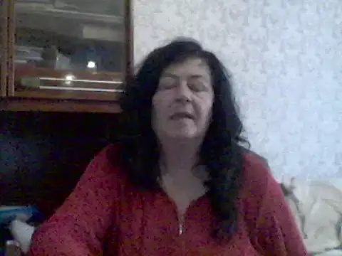Snapshot of GypsiQueen2 chatting on 03-02-25, 10:45 GypsiQueen2 online show from 03-02-25, 10:45