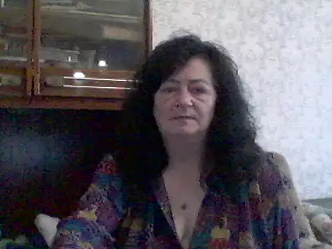 Snapshot of GypsiQueen2 chatting on 03-03-25, 12:48 GypsiQueen2 online show from 03-03-25, 12:48