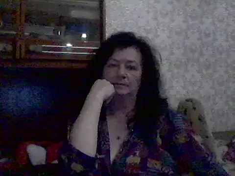 Snapshot of GypsiQueen2 chatting on 03-05-25, 10:21 GypsiQueen2 online show from 03-05-25, 10:21