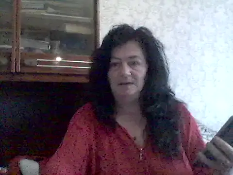 Snapshot of GypsiQueen2 chatting on 03-07-25, 01:51 GypsiQueen2 online show from 03-07-25, 01:51