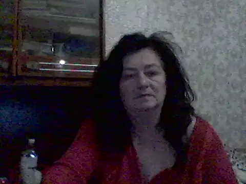 Snapshot of GypsiQueen2 chatting on 03-07-25, 09:38 GypsiQueen2 online show from 03-07-25, 09:38