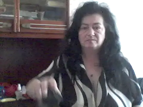 Snapshot of GypsiQueen2 chatting on 03-11-25, 11:23 GypsiQueen2 online show from 03-11-25, 11:23