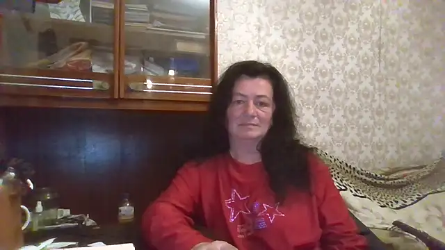 Snapshot of GypsiQueen2 chatting on 11-13-25, 03:55 GypsiQueen2 online show from 11-13-25, 03:55