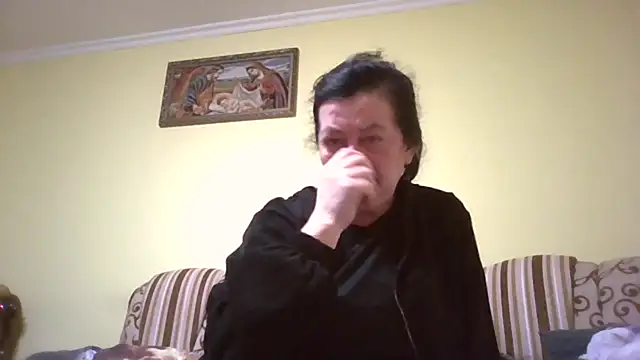 Snapshot of GypsiQueen2 chatting on 02-22-26, 05:11 GypsiQueen2 online show from 02-22-26, 05:11