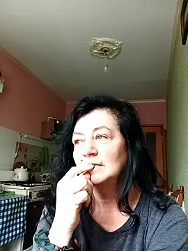 Snapshot of GypsiQueen2 chatting on 03-03-26, 08:53 GypsiQueen2 online show from 03-03-26, 08:53