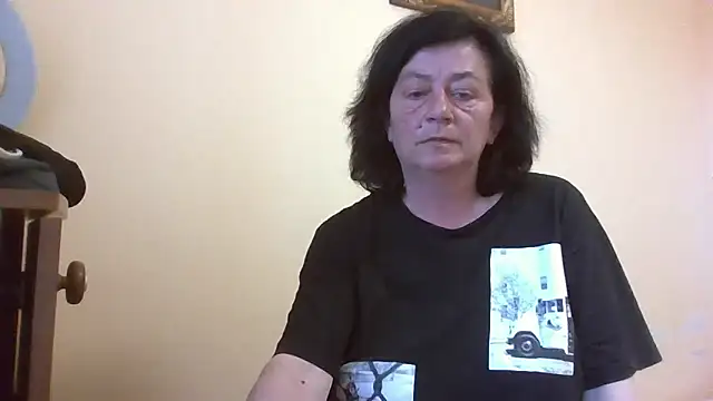 GypsiQueen2 online show from 05-05-26, 05:21