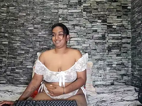 Xindias fantasyX online show from 05-25-26, 06:47
