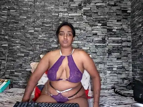 Xindias fantasyX online show from 05-28-26, 06:49