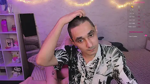 Snapshot of PostBabyyy chatting on 03-13-25, 09:48 PostBabyyy online show from 03-13-25, 09:48