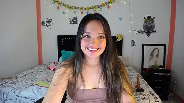 Snapshot of naughty_girl_4u chatting on 02-03-25, 06:39 naughty girl 4u online show from 02-03-25, 06:39