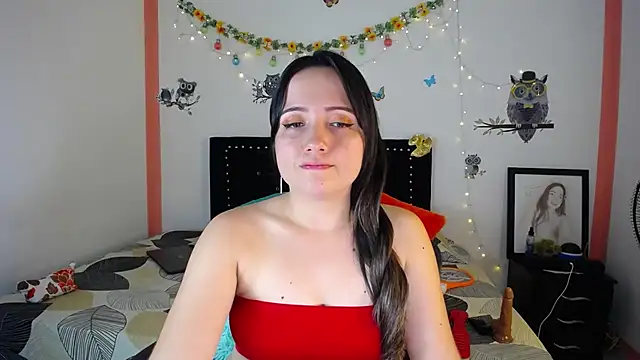 Snapshot of naughty_girl_4u chatting on 03-02-25, 05:58 naughty girl 4u online show from 03-02-25, 05:58