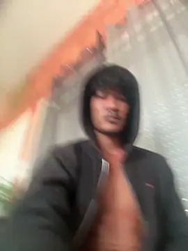 Snapshot of juniiorre chatting on 10-13-25, 10:04 juniiorre online show from 10-13-25, 10:04