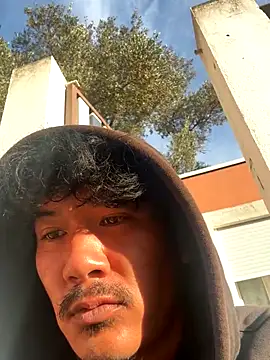 Snapshot of juniiorre chatting on 10-21-25, 07:09 juniiorre online show from 10-21-25, 07:09