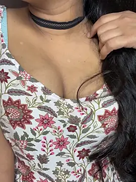 SCHOOL Girl 0 online show from 09-18-25, 03:25