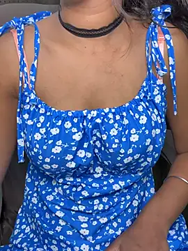 SCHOOL Girl 0 online show from 06-18-26, 12:55