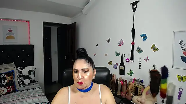 mature bigboobs10 online show from 12-18-25, 04:07