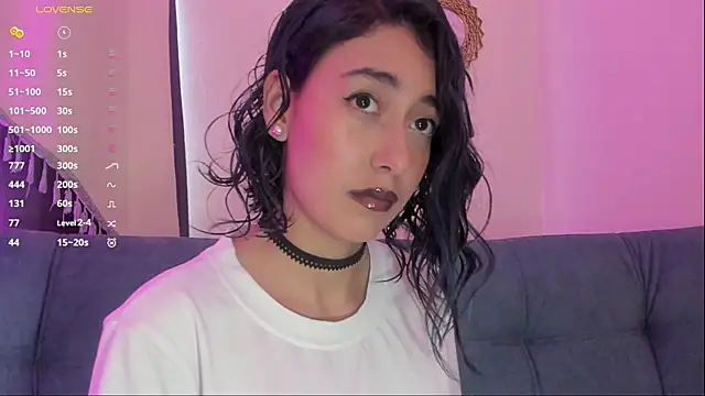 Snapshot of Scarlet_wd18 chatting on 11-14-25, 08:29 Scarlet wd18 online show from 11-14-25, 08:29