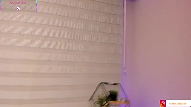 MERIDA TAYLOR online show from 02-10-25, 06:35