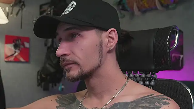 Snapshot of lord_shiva_ chatting on 01-30-25, 07:07 lord shiva online show from 01-30-25, 07:07