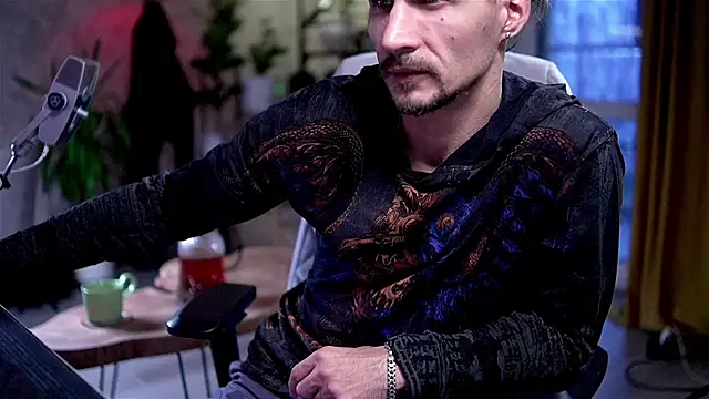 Snapshot of lord_shiva_ chatting on 10-16-25, 06:47 lord shiva online show from 10-16-25, 06:47