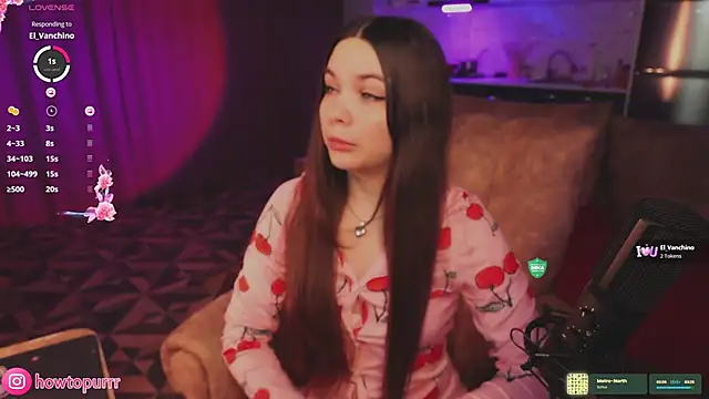 Snapshot of How2Meow chatting on 04-21-26, 05:17 How2Meow online show from 04-21-26, 05:17