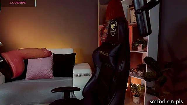 Snapshot of RedJasmine_ chatting on 03-10-25, 06:23 RedJasmine online show from 03-10-25, 06:23