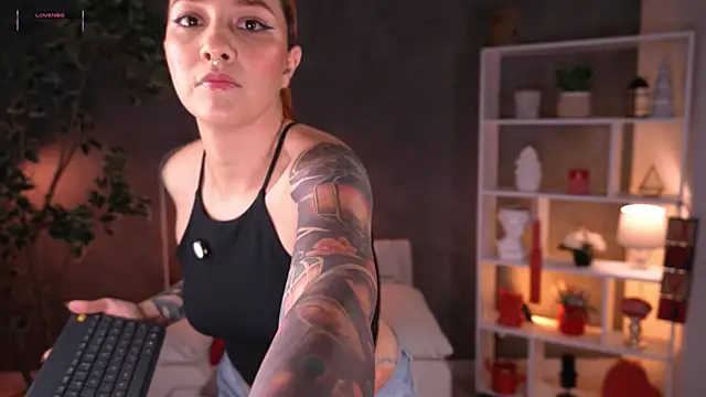 RedJasmine  online show from 03-27-26, 08:52