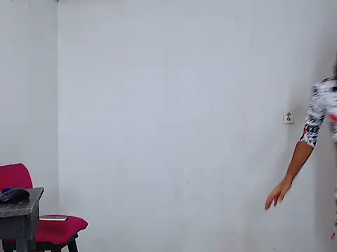 Snapshot of iris_goddessofthesky chatting on 01-20-25, 07:58 iris goddessofthesky online show from 01-20-25, 07:58