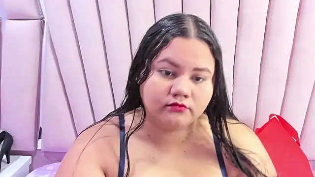 Snapshot of ValenTitis chatting on 01-19-25, 02:36 ValenTitis online show from 01-19-25, 02:36