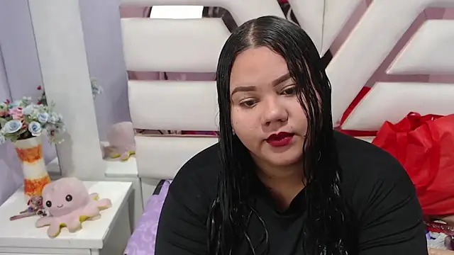 Snapshot of ValenTitis chatting on 03-10-25, 07:50 ValenTitis online show from 03-10-25, 07:50