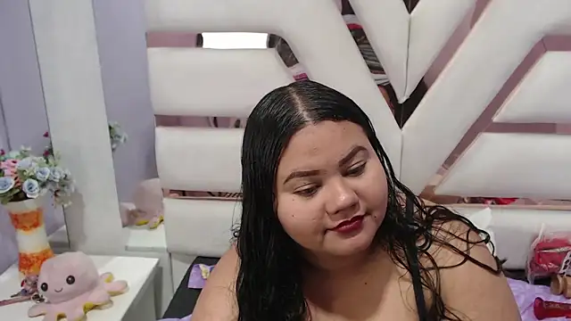 Snapshot of ValenTitis chatting on 03-10-25, 10:55 ValenTitis online show from 03-10-25, 10:55