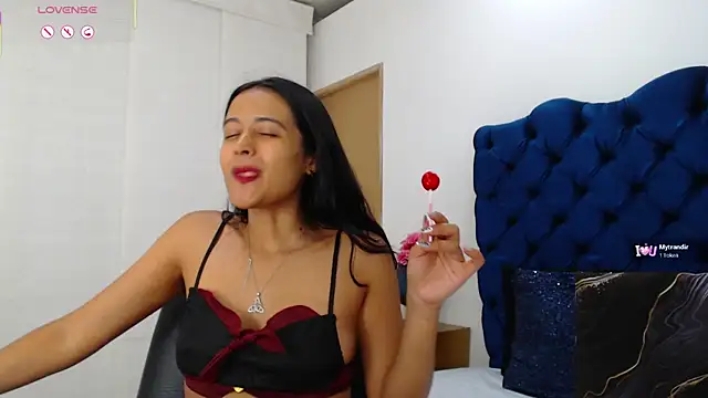 Snapshot of Lili666_ chatting on 06-20-26, 03:20 Lili666 online show from 06-20-26, 03:20